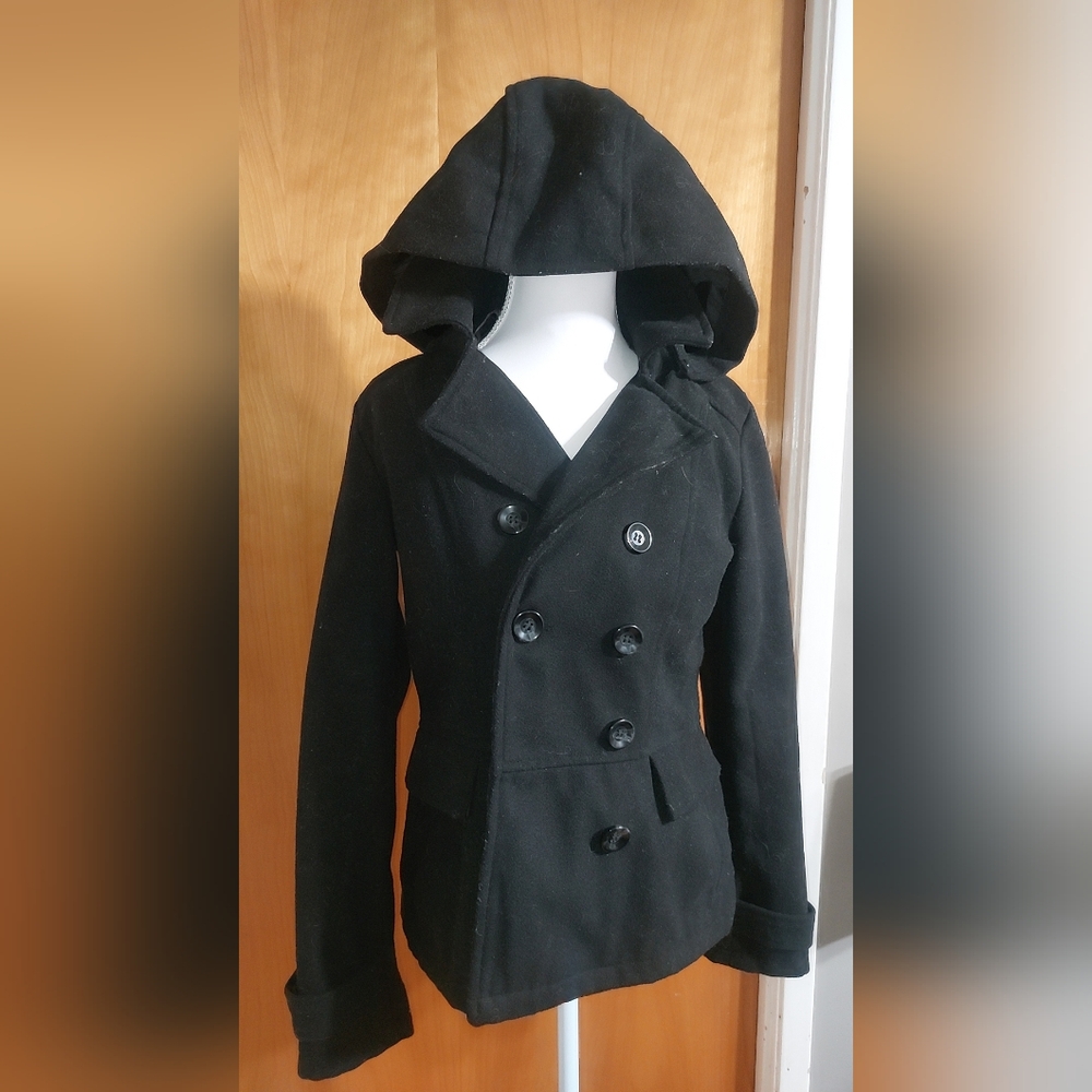 Black Coat With Detachable Hoodie And Has A Belt.
